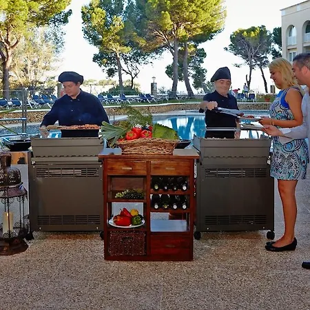 Appart hôtel Comitas Floramar 4*