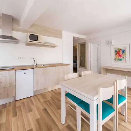 Comitas Floramar Lägenhetshotell 4*