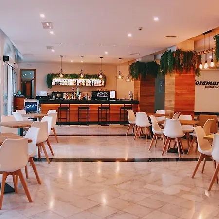 弗洛拉玛尔公寓式酒店 卡拉加尔达纳