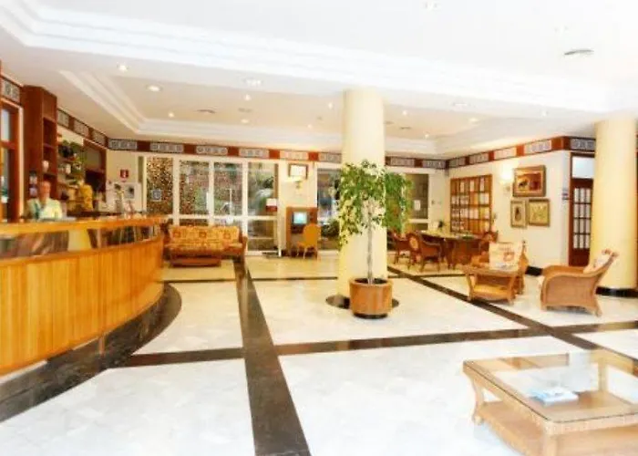 Comitas Floramar Aparthotel 4*