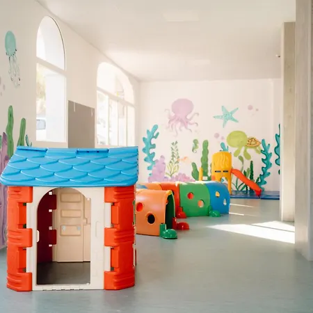 Lejlighedshotel Comitas Floramar 4*