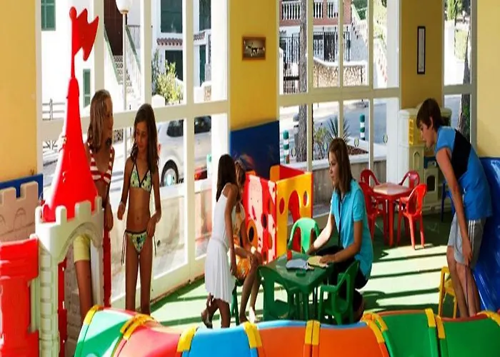 Comitas Floramar 4* كالا غلدانا